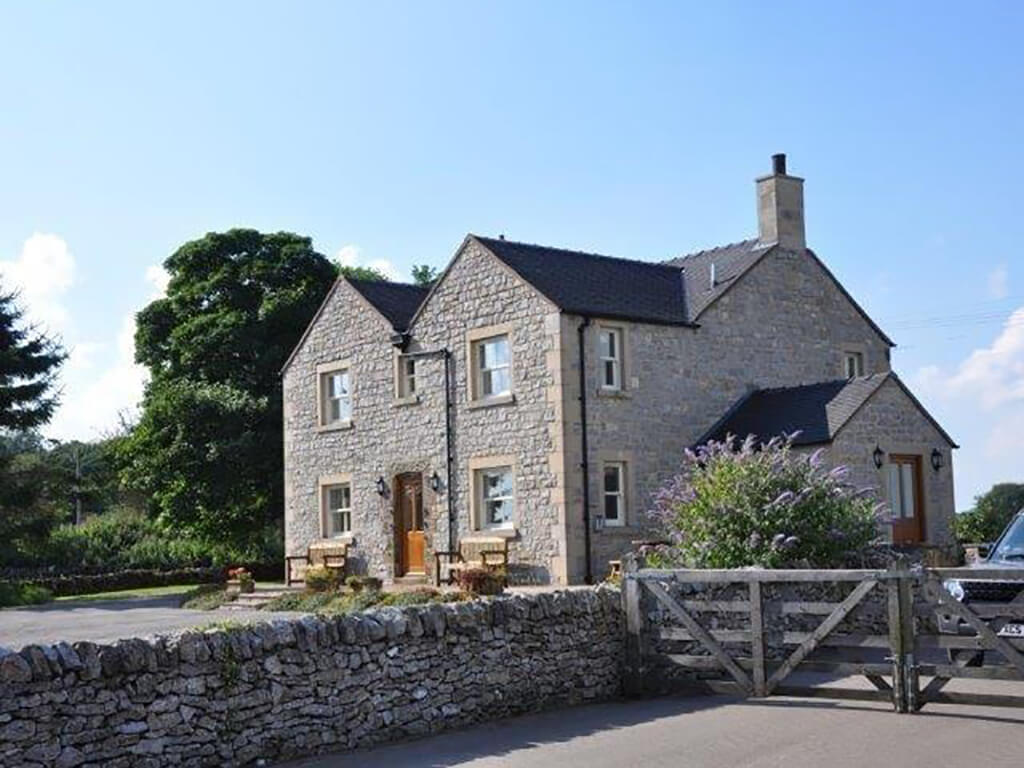 Luxury 4 Bedroom Holiday Cottage, Peak District