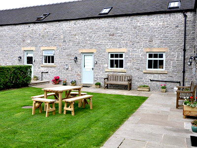 2 Bedroom Luxury Holiday Cottage, Peak District