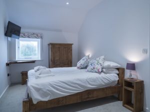redhurst master bedroom