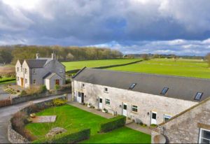 Pet Friendly Peak District Holidays with Stunning Country Views