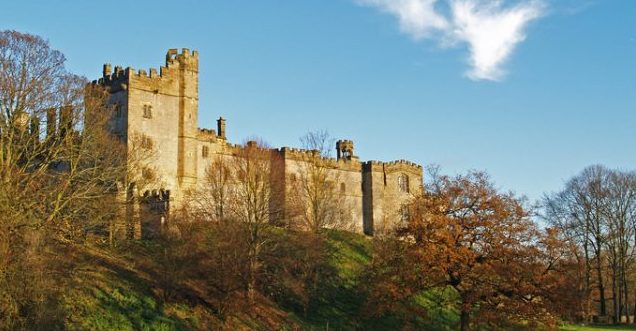 Haddon Hall 10 best things to visit in the Peak District