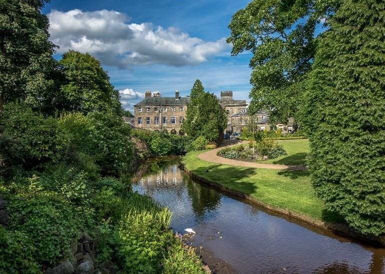 reasons to visit peak district